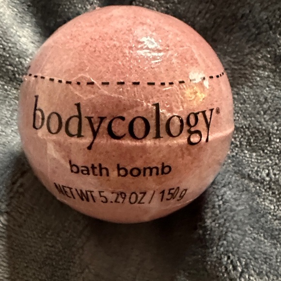 Other - Pink Bath Bomb - Relaxing Scented Bath Bomb